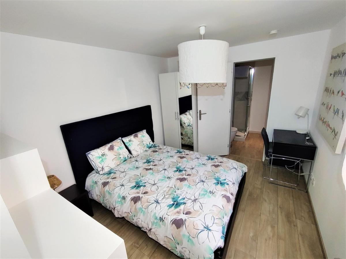 Appartement T2 "Mesange" Hyper Centre D'Ernée Exterior foto